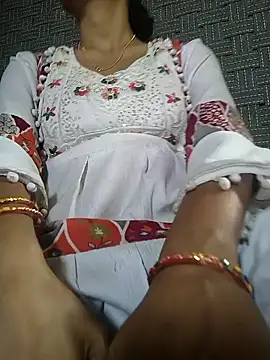 Snapshot of lovely----bhabhi chatting on 02/28/26, 03:07 lovely----bhabhi online show from 02/28/26, 03:07