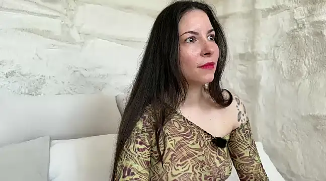 SandraSchon online show from 02/17/25, 07:37