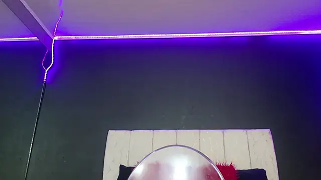 MariamLaraa online show from 09/19/25, 03:24