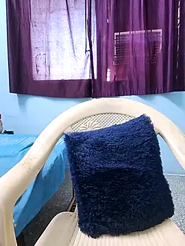 Snapshot of Jassi_Does chatting on 03/09/25, 09:13 Jassi Does online show from 03/09/25, 09:13