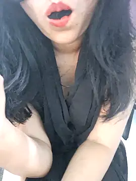 Snapshot of Jassi_Does chatting on 10/07/25, 02:31 Jassi Does online show from 10/07/25, 02:31