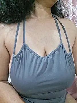 Jassi Does online show from 02/15/26, 10:17