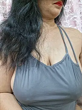 Snapshot of Jassi_Does chatting on 05/22/26, 09:20 Jassi Does online show from 05/22/26, 09:20