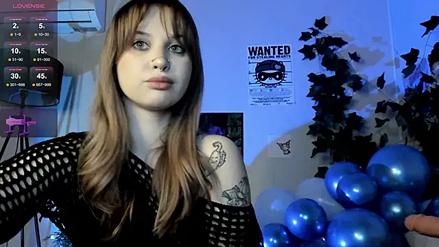 Snapshot of marynixoxo chatting on 02/28/25, 02:20 marynixoxo online show from 02/28/25, 02:20