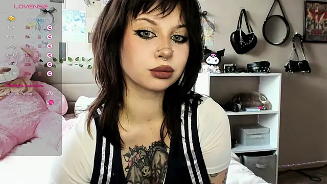 marynixoxo online show from 02/15/26, 05:48