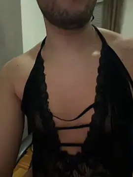 yaxxx03 online show from 12/20/25, 08:05