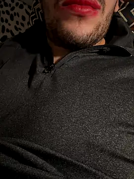 yaxxx03 online show from 12/21/25, 12:23