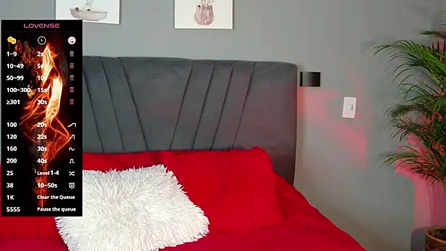 Snapshot of alejandra_jonees chatting on 02/15/25, 09:15 alejandra jonees online show from 02/15/25, 09:15