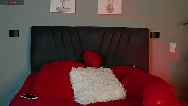 Snapshot of alejandra_jonees chatting on 02/20/25, 01:46 alejandra jonees online show from 02/20/25, 01:46