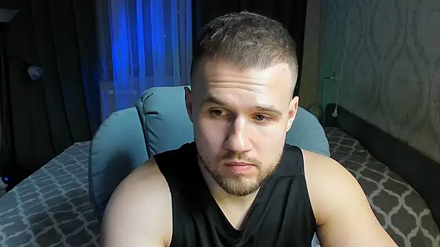 Snapshot of Vladik_b chatting on 02/26/25, 05:39 Vladik b online show from 02/26/25, 05:39