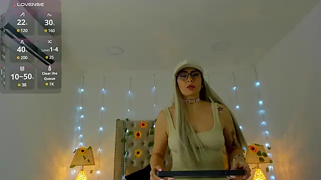 CandieGilson   online show from 03/14/25, 12:18