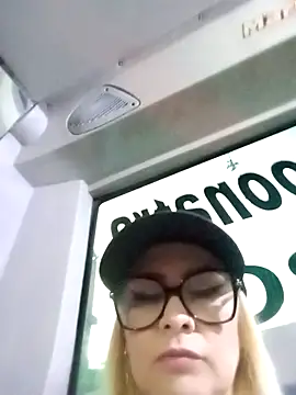 Snapshot of CandieGilson__ chatting on 02/11/26, 11:15 CandieGilson online show from 02/11/26, 11:15