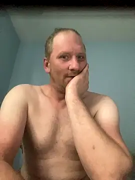 Snapshot of Krzysiekg123 chatting on 11/08/25, 12:16 Krzysiekg123 online show from 11/08/25, 12:16