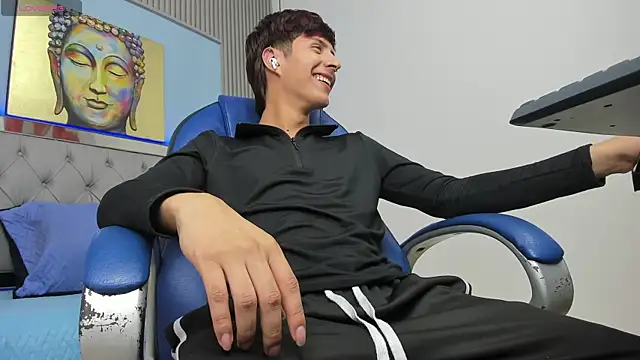 Estiv18  online show from 01/10/26, 02:46