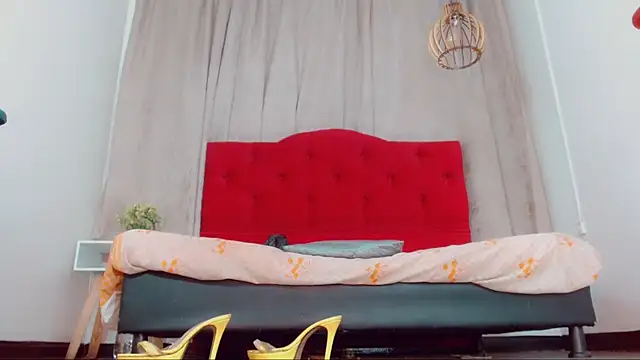 katha Crawford online show from 10/22/25, 07:02