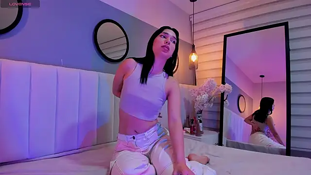 alice lodge online show from 11/19/25, 03:17