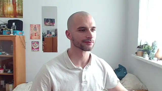 Snapshot of OskarBreno chatting on 05/04/26, 01:51 OskarBreno online show from 05/04/26, 01:51
