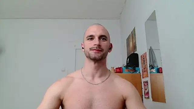 Snapshot of OskarBreno chatting on 05/11/26, 02:45 OskarBreno online show from 05/11/26, 02:45