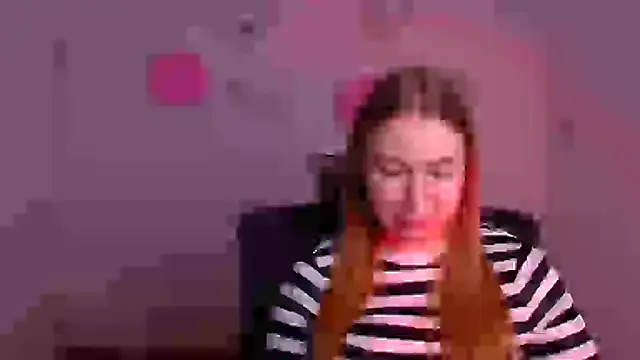 Snapshot of Dana_flowers chatting on 02/18/25, 09:32 Dana flowers online show from 02/18/25, 09:32