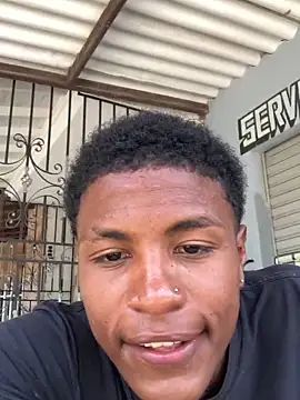 Snapshot of Bichorro chatting on 09/18/25, 04:20 Bichorro online show from 09/18/25, 04:20