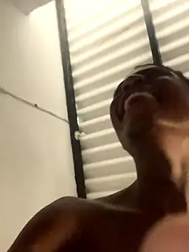 Snapshot of Bichorro chatting on 10/04/25, 03:43 Bichorro online show from 10/04/25, 03:43