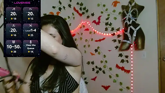 SamanthaGreen- online show from 10/12/25, 11:04