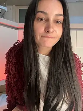 lunalovelee online show from 11/18/25, 04:22