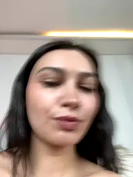 lunalovelee online show from 01/06/26, 10:41