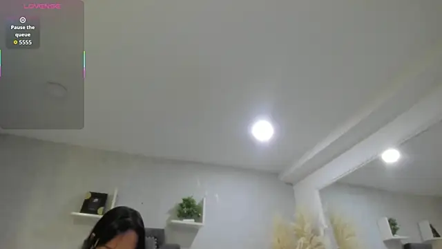 EmiliaRose  online show from 04/13/26, 08:47