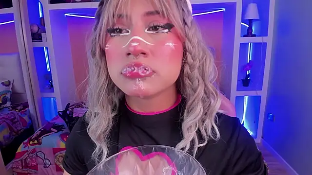 miss   megan online show from 03/16/26, 02:06