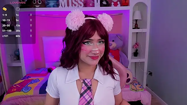 miss   megan online show from 04/20/26, 02:25