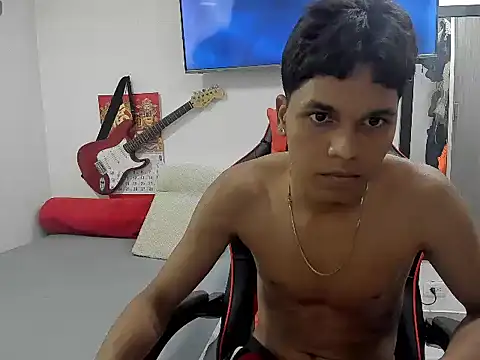 David Gil19 online show from 03/04/25, 03:00