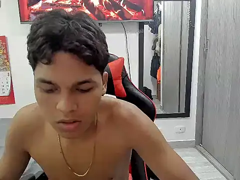 David Gil19 online show from 03/15/25, 05:30