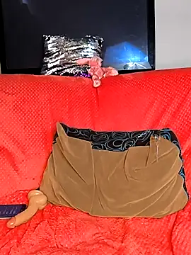 Snapshot of Tiff_Doll chatting on 03/12/25, 09:45 Tiff Doll online show from 03/12/25, 09:45