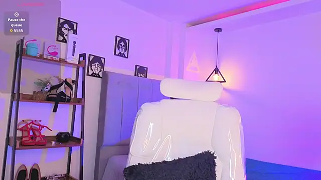 Miller Vanessa  online show from 03/25/26, 08:48