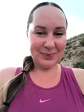 Mona Plus online show from 09/11/25, 06:19