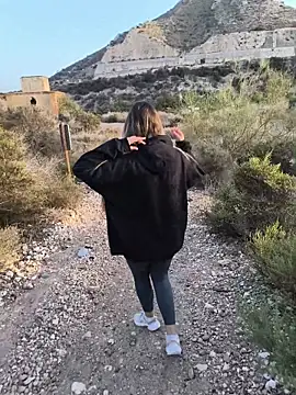 Mona Plus online show from 10/14/25, 06:47