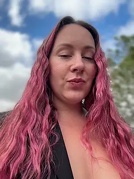 Mona Plus online show from 03/28/26, 09:20