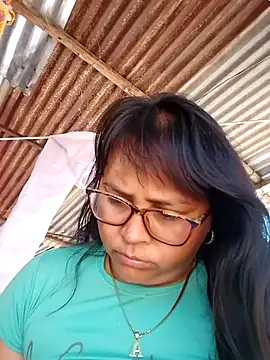 Snapshot of promiscuous-indecent-momm chatting on 02/20/25, 07:52 promiscuous-indecent-momm online show from 02/20/25, 07:52