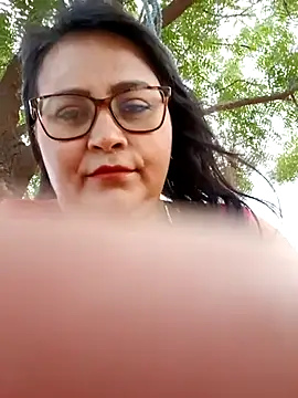 Snapshot of promiscuous-indecent-momm chatting on 02/28/25, 08:07 promiscuous-indecent-momm online show from 02/28/25, 08:07