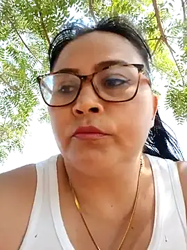 Snapshot of promiscuous-indecent-momm chatting on 03/10/25, 07:07 promiscuous-indecent-momm online show from 03/10/25, 07:07