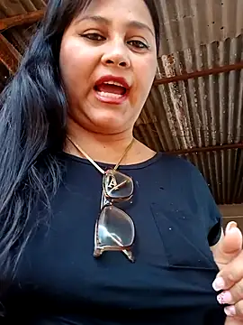 Snapshot of promiscuous-indecent-momm chatting on 03/22/25, 07:20 promiscuous-indecent-momm online show from 03/22/25, 07:20