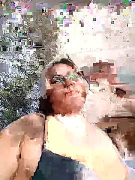 Snapshot of promiscuous-indecent-momm chatting on 02/01/26, 07:23 promiscuous-indecent-momm online show from 02/01/26, 07:23