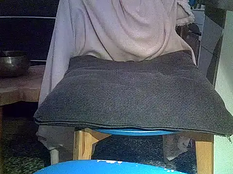 createur34 online show from 04/10/26, 09:19