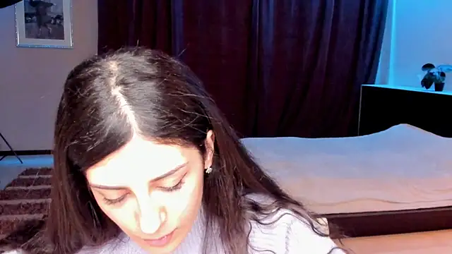 Snapshot of ZaraGranger chatting on 02/22/25, 03:56 ZaraGranger online show from 02/22/25, 03:56