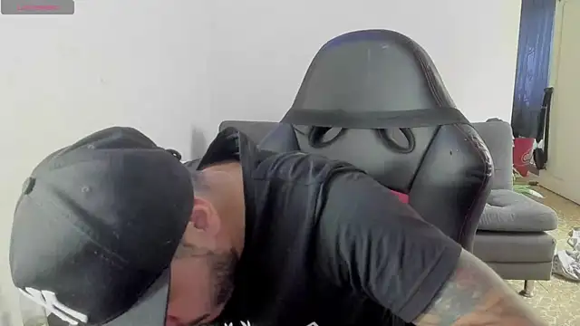 Snapshot of ragnar_lothbrok777 chatting on 10/21/25, 08:09 ragnar lothbrok777 online show from 10/21/25, 08:09