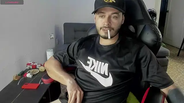 Snapshot of ragnar_lothbrok777 chatting on 11/05/25, 09:26 ragnar lothbrok777 online show from 11/05/25, 09:26