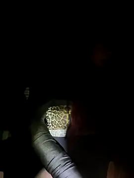 Snapshot of Bleueyez007 chatting on 11/13/25, 08:08 Bleueyez007 online show from 11/13/25, 08:08