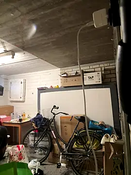 Snapshot of Bleueyez007 chatting on 11/16/25, 07:47 Bleueyez007 online show from 11/16/25, 07:47