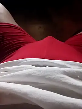 Snapshot of electroguz chatting on 02/24/25, 02:26 electroguz online show from 02/24/25, 02:26